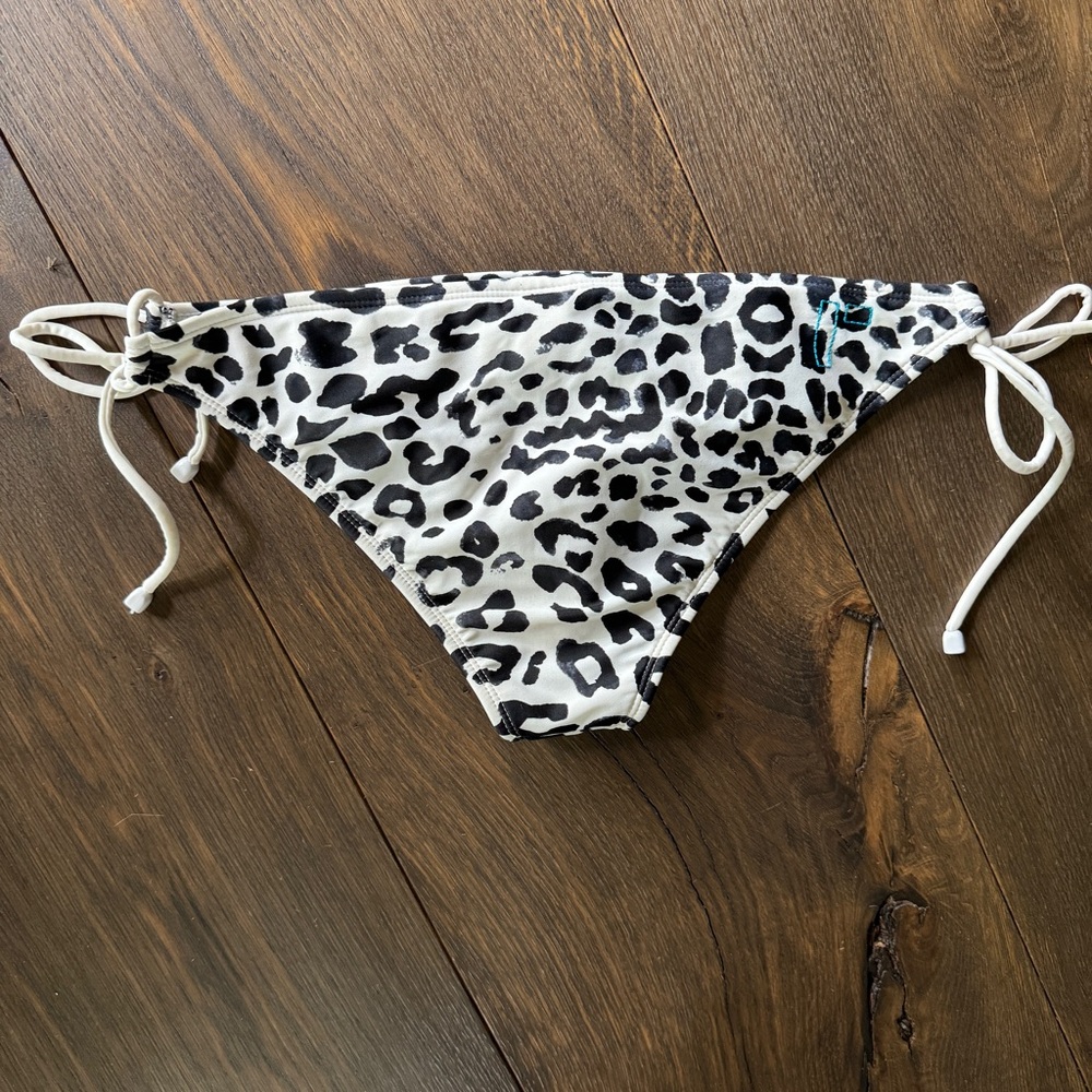 Rogan For Target 2-Piece String Bikini Triangle B… - image 5